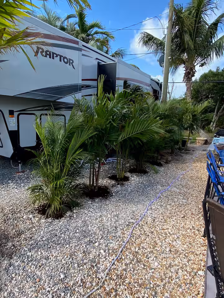 RV Lot Rental - Camper B6 Image 5